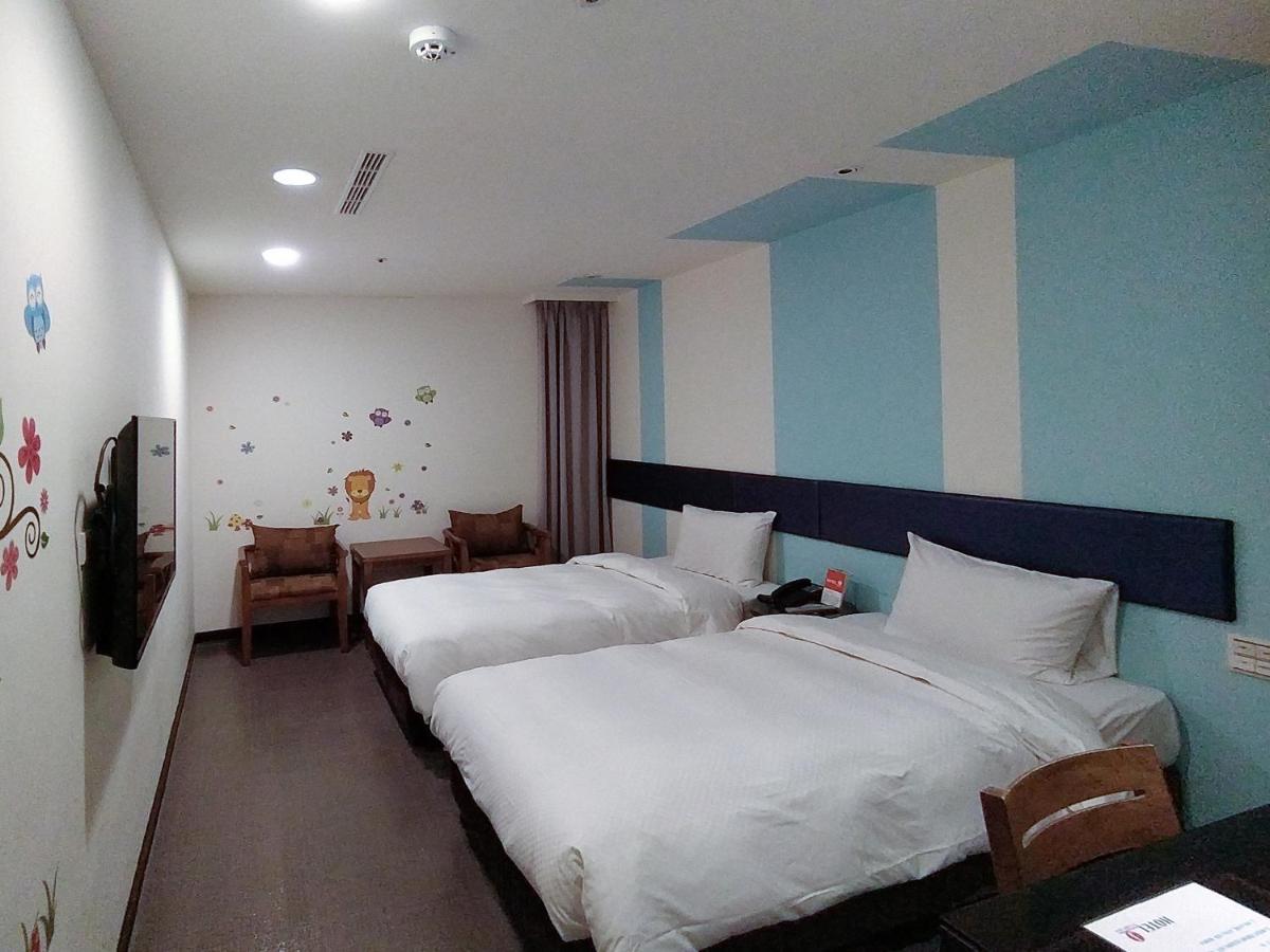 Hotel J Taoyuan Pingzhen Exteriér fotografie