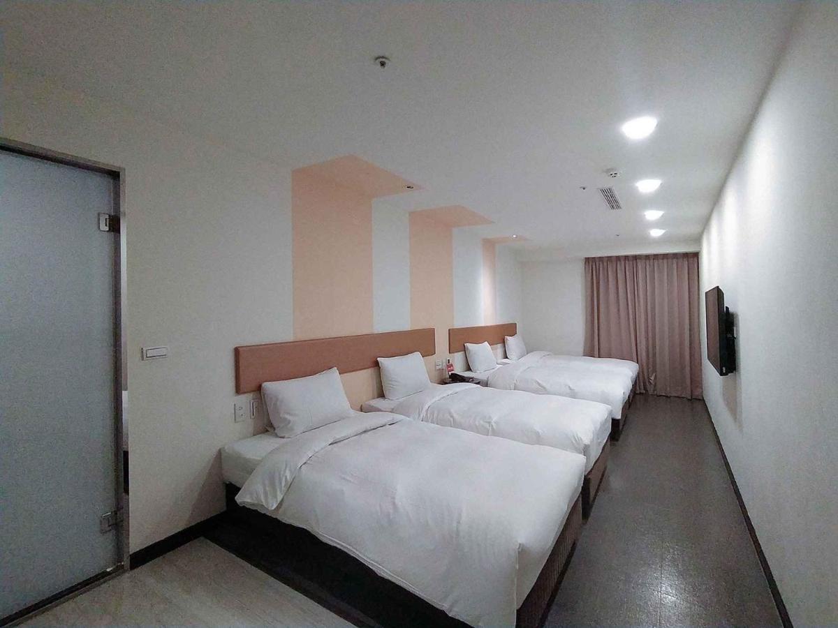 Hotel J Taoyuan Pingzhen Exteriér fotografie