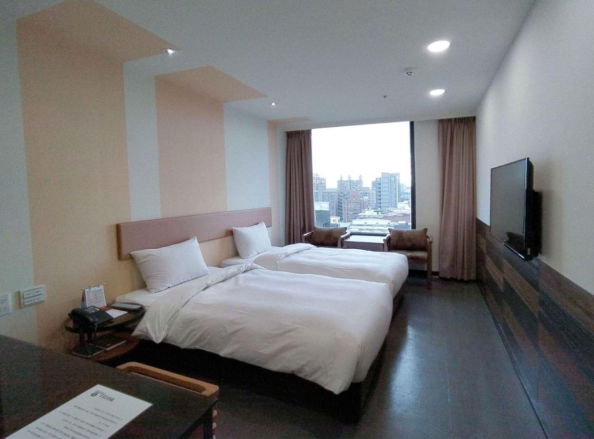 Hotel J Taoyuan Pingzhen Exteriér fotografie